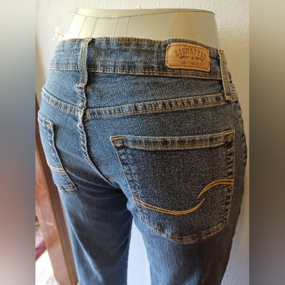 🍒 Levi's Signature Denim Raw Hem Jeans - Picture 3 of 9